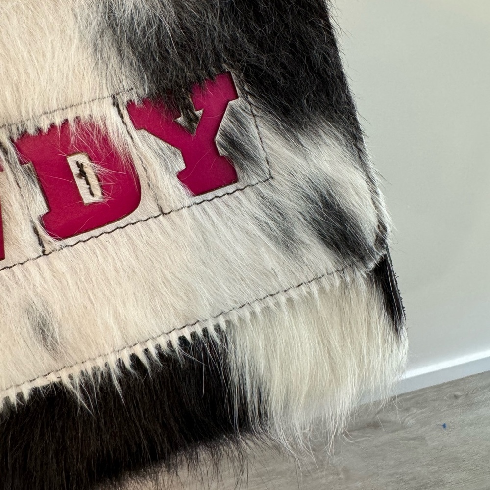 Howdy Real Cow Fur Black and White Purse - Picture 4 of 7